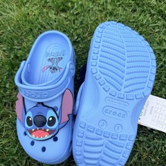 ✅Crocs Lilo & Stitch – Lightweight, Comfortable & Fun! Size J1 New W/tags