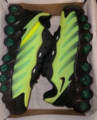 Nike Air Max DN8 AMD (GS) Green Black Mesh Sneakers Kids 4.5Y HV5258-001