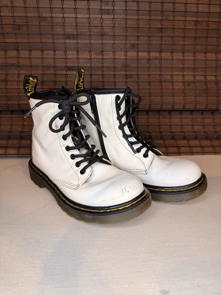 Dr Doc Martens Youth Size 1 Combat Boots White Leather Lace Up Side Zip 1460J