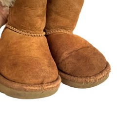 UGG Chestnut Brown Bailey Button Boots – 7, Toddler