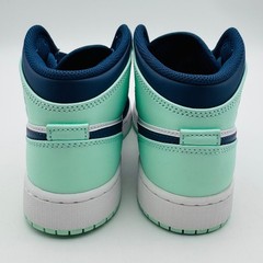 Nike Air Jordan 1 Mid (GS) Navy Mint Basketball 554725-413 Size 3.5Y = Women’s 5