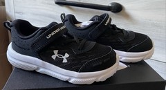 Under Armour Unisex Kids Size 9 Black/White Mesh Sneaker Hook & Loop