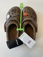 Crocs Star Wars Chewbacca Clogs Youth 4 Chewie Fuzzy Lined Jibbitz Shoes