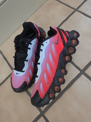 Size 6.5 Youth – Nike Air Max Dn 8 (Gs)