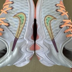Nike Giannis Immortality Super Smoothie Youth Sneakers DM7609-500 Size 4.5 Y