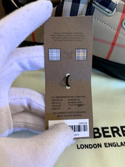 BURBERRY UNISEX MARKHAM CHECK LOW TOP SNEAKERS, BEIGE, BLACK – 3 US / 34 EU, NIB