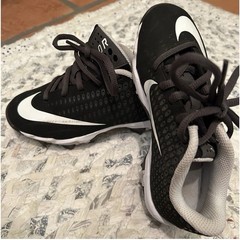Nike FastFlex Youth Cleats US 12C