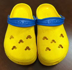 Kids Disney Mickey Mouse Crocs Yellow and Blue Slip-On Sz M2 W4