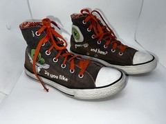 Converse Dr. Seuss Green Eggs And Ham Very Rare Kids/Junior Size 5 shoes
