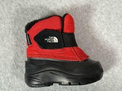 The North Face Alpenglow II Boots Toddler Size 4 Waterproof Fiery Red Black