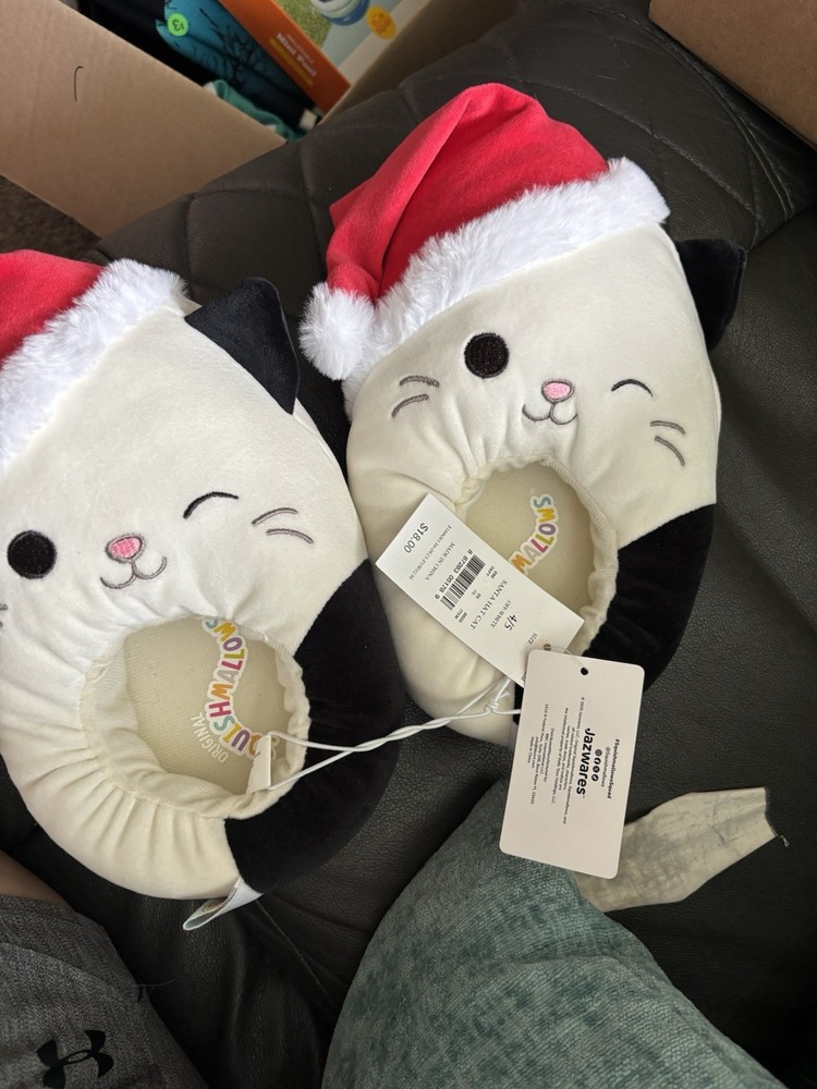 Squishmallows Cat Face Christmas Slippers Kids US 4-5 Santa Hat Slip-On