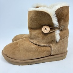 UGG – Bailey Button II „Big Kids“ Sz 3 Girls