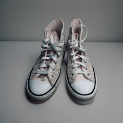 Converse Chuck Taylor All Star Platform Pink Floral High Tops 4Y or Women’s Sz 6