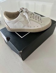 Shu Shop Paula Toddlers Bone Lizard Sneaker US Size 10 Star Zipper Lace Up