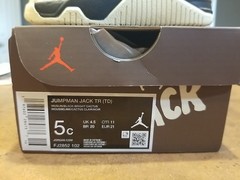 Size 5C- Travis Scott Jumpman Jack TR (TD) „Bright Cactus“ Preowned
