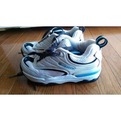 Heelys Athletic Roller Shoes 9120 White/Black/Light Blue Size 1 Youth NO WHEELS