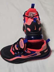 Nike Air Max 270 React GS Black Hyper Pink CT1579-001 Size 4Y Youth Womens 5.5