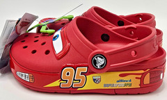 Crocs (w/Lights) Lightning McQueen Kid’s – Size C13 – Red *NEW*