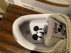 Disney Mickey Mouse Children’s Character White Sneakers, Size 3 kids shoes
