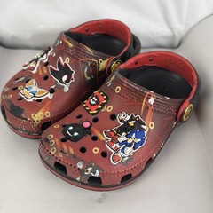 Sonic The Hedgehog Crocs Size C7