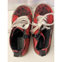 Spider Man high top Boys GAP shoes size 11 lace up zip side red black