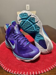 Nike LeBron 9 Summit Lake Hornets Size 4Y 472664 500 NEW