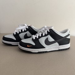 Size 5Y / Womens 6.5 – Nike Dunk Low Black Bright Mandarin FN7784