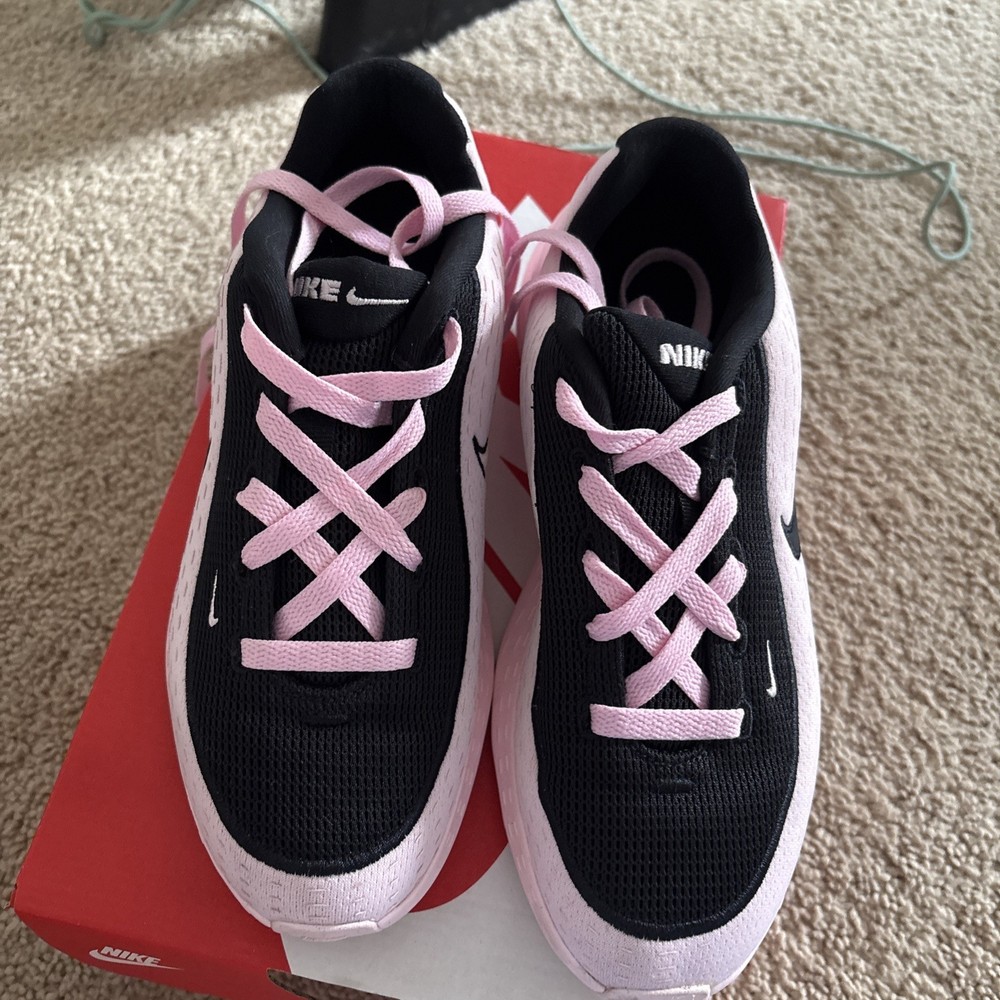 Children Unisex Sneakers & Athletic Shoes Nike Kids Uplift SC (Big Kid) 6y