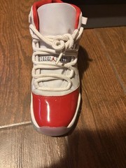 Jordan Air Jordan 11 Retro GS White/Red/Black Kids Sneaker 6Y 378038-116