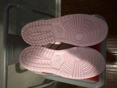 Size 1 – Nike Dunk Low Valentine’s Day (2026) IQ0220 663