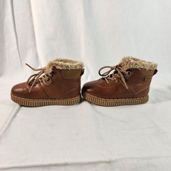 OshKosh Bgosh Haskell Brown Faux Leather Fur Lined Boots Kids Size 8M OF20M10H