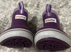 Xtratuf Kid’s Ankle Deck Boot – Dewberry/Purple Gumdrop XKAB500Y Size 2M