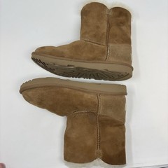 UGG – Bailey Button II „Big Kids“ Sz 3 Girls