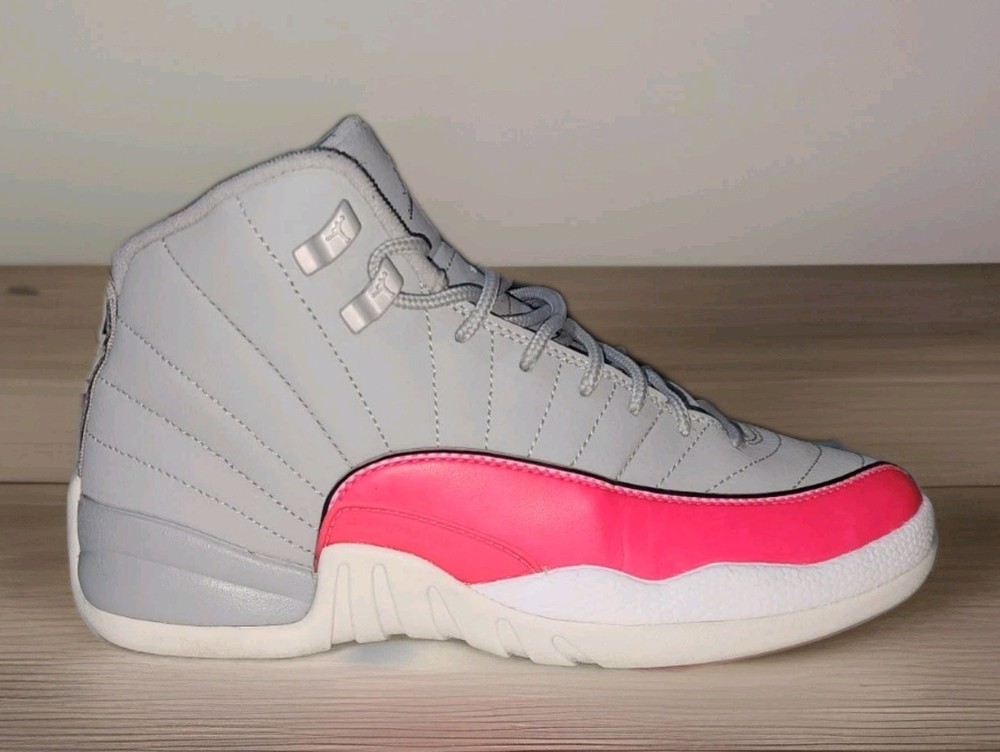 Size 7 (GS) – Jordan 12 Retro Mid Racer Pink