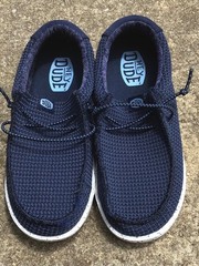 hey dude navy blue and white size YT2