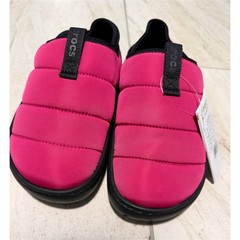 Crocs Classic Puff Moc Slipper Kids Dragon Fruit Pink/Black Slip-On Shoes