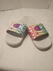 Champion Megaslide Kids Size 2 Multi Colored. A-9