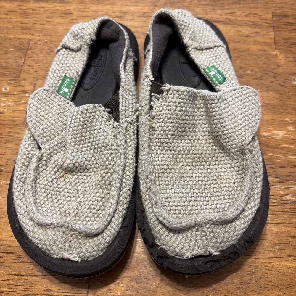 Sanuk Toddler Size 10 Tan