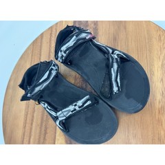 Teva Hurricane Drift Sandals Kids Size 1 Black White Grey Geometric Sporty