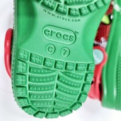 Disney Crocs 2023 Christmas Holiday Presents Mickey & Friends Clogs Size C7