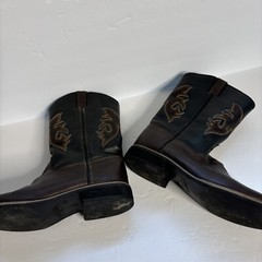 Austin Boots Youth Size 4