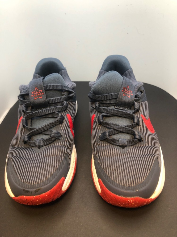 Nike Star Runner 4 kids Navy Red /white size 11C