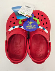 Crocs (w/Lights) Lightning McQueen Kid’s – Size C13 – Red *NEW*