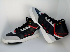 ADIDAS DROP STEP J UNISEX JUNIOR SHOE SIZE: 6, 6.5.