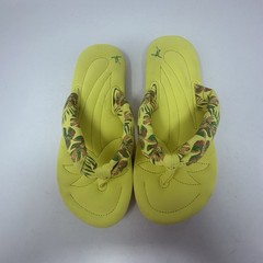 Reef Flip Flops Kids Size 4/5 Yellow Tropical