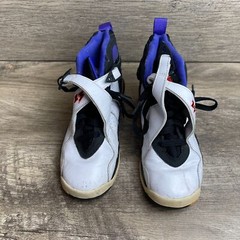 Air Jordan 8 Retro BG 305368-142 Youth 3.5 Shoe White Three-Peat Leather Sneaker