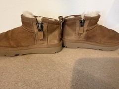 UGG Kids Classic Ultra Mini Mini Boots Chestnut 1130750K Shearling Fur sz 8