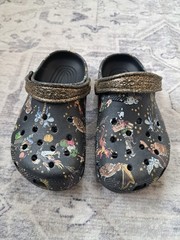 Harry Potter Classic Clogs. Crocs x Vera Bradley. Size Junior 1-J1.