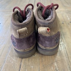 Ugg Australia Kids Neumel II Waterproof Chukka Boots Size 1 Dusted Cocoa Leather