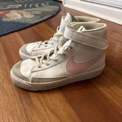 Nike Blazer Mid 77 White Pink Mint Green DA4087-106 High Top Shoes Kids Size 3Y